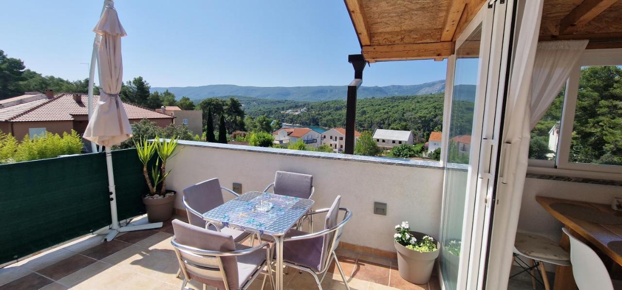 Apartmani Dutkovic Vrboska Zewnętrze zdjęcie