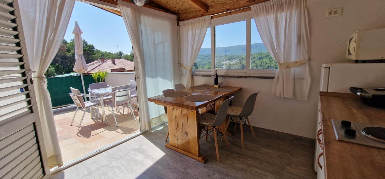 Apartmani Dutkovic Vrboska Zewnętrze zdjęcie