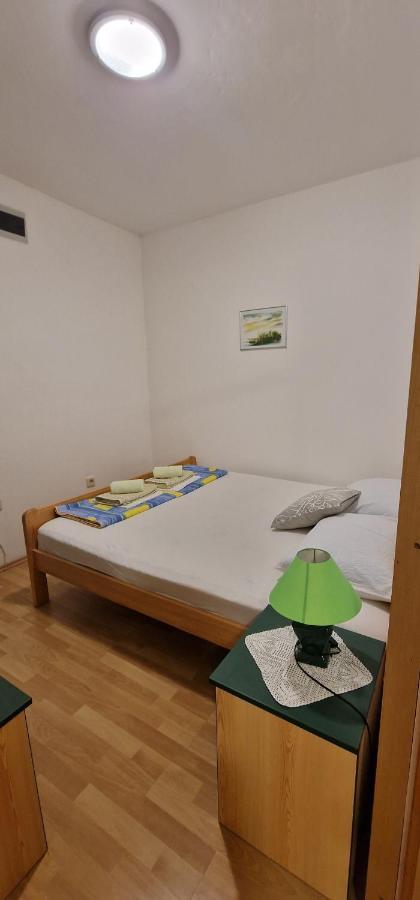 Apartmani Dutkovic Vrboska Zewnętrze zdjęcie