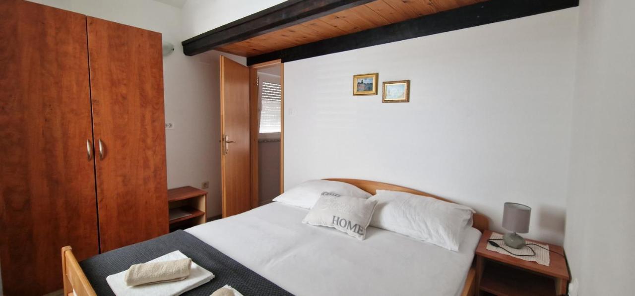 Apartmani Dutkovic Vrboska Zewnętrze zdjęcie