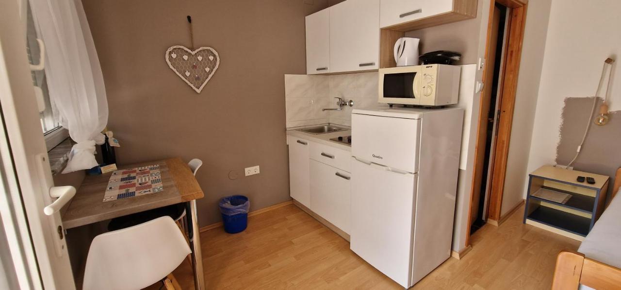 Apartmani Dutkovic Vrboska Zewnętrze zdjęcie