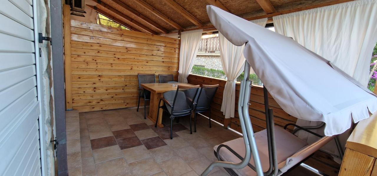Apartmani Dutkovic Vrboska Zewnętrze zdjęcie